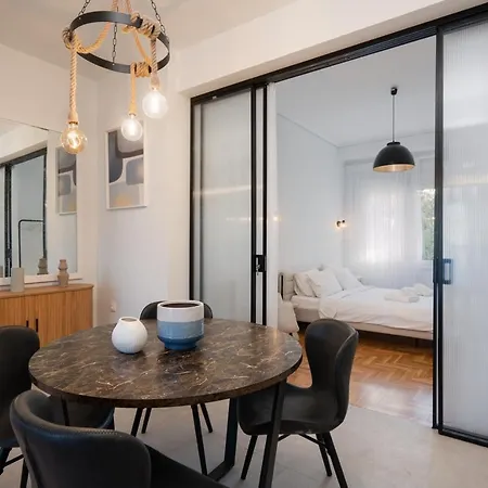 Liv - Elegant In Pagrati Apartment Athens
